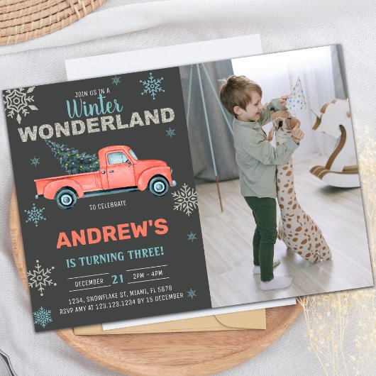 Foto Red Truck Winter Wonderland Invitations Kaart