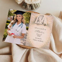 Foto Registered Nurse Pinning-ceremonie Afstuderen