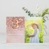 Foto Roos Goud Kinder Meisje 3e Verjaardagsfeestje Kaart (Staand voorkant)