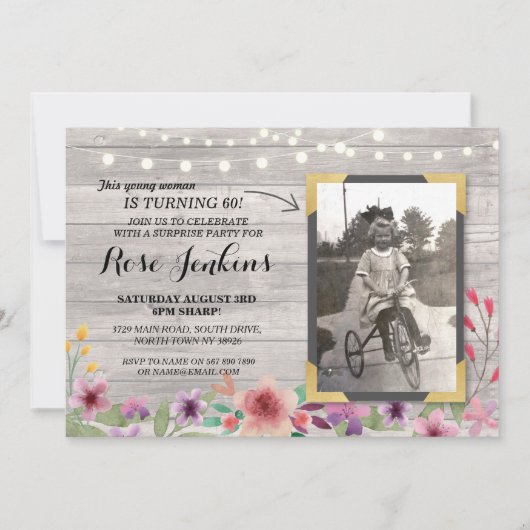 Foto Roze Birthday Floral Rustic Wood Invitations Kaart (Voorkant)