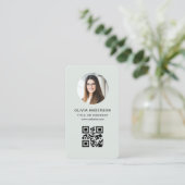 Foto Sage Groene QR Code Visitekaartje (Staand voorkant)