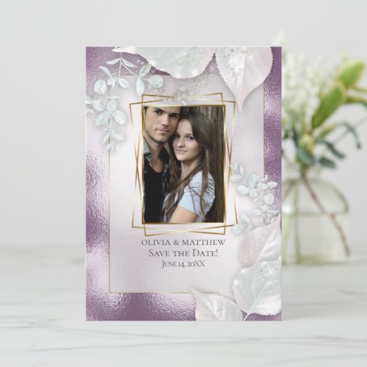 FOTO SAVE THE DATE |  Aubergine Glans Uitnodiging (Staand voorkant)