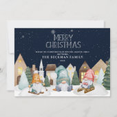 Foto Schattigee kabouters Wintersneeuw Vrolijk ker Feestdagenkaart (Voorkant)