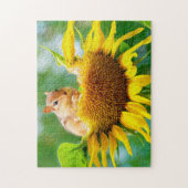 Foto/schilderij van Chipmunk Eating Yellow Sunflow Legpuzzel (Verticaal)