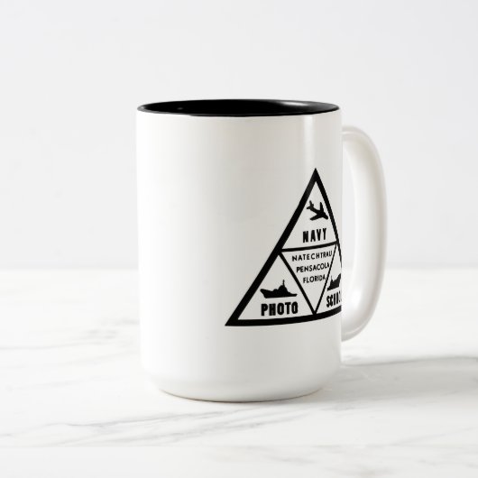 FOTO SCHOOL LOGO IN B&W TWEEKLEURIGE KOFFIEMOK (Voorkant rechts)