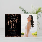 Foto Sweet 16 Birthday Modern Real Roos Gold Folie Uitnodiging (Staand Voorkant)