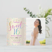 Foto: Sweet 16 Rainbow Glitter Gold Foil Birthday Kaart (Staand voorkant)