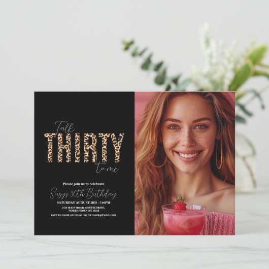 Foto Talk Thirty to Me Verjaardag van Leopard Wome Kaart (Staand voorkant)