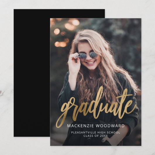 Foto trendy gouden script afstudeeraankondiging kaart (Voorkant / Achterkant)