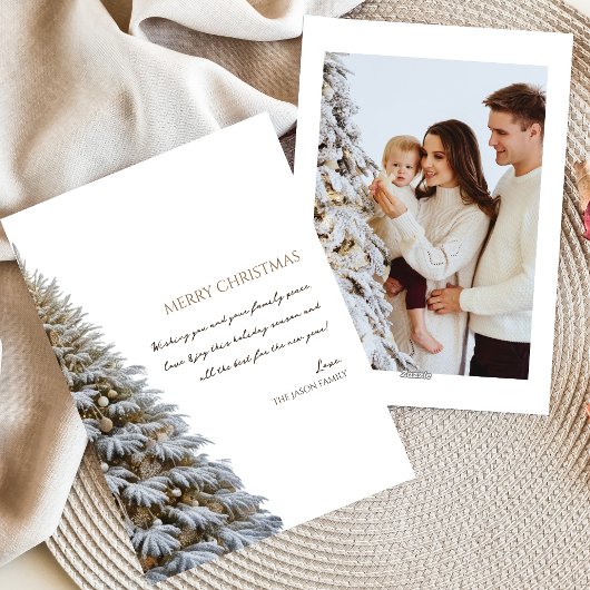 Foto Trendy minimalistische sneeuw kerstboom Feestdagenkaart