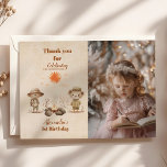 Foto Tropical Safari Wild Een Oerwoud Dieren Bedankkaart<br><div class="desc">Druk je dankbaarheid uit met een vleugje avontuur met onze Photo Tropical Safari Wild One Oerwoud Animals Birthday Thank You Card. Deze kaart is ideaal voor het overbrengen van hartelijke bedankt aan uw gasten en combineert levendige tropische elementen met een persoonlijke foto van uw kleintje. Ontwerp: Heeft levendige illustraties van...</div>