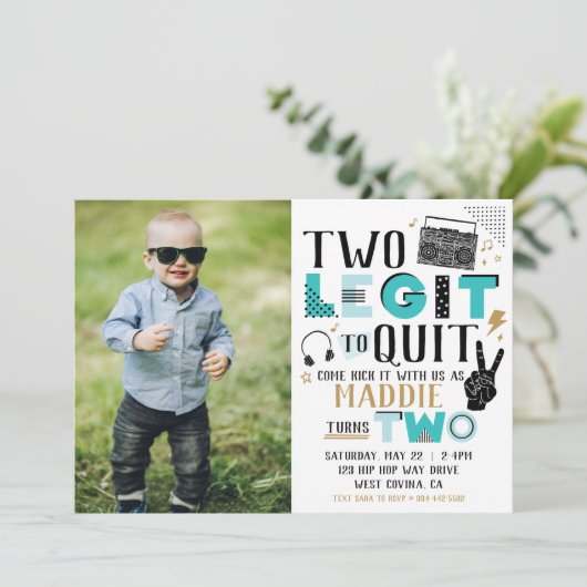 Foto Twee Legit om de tweede uitnodiging op te zeg (Staand voorkant)