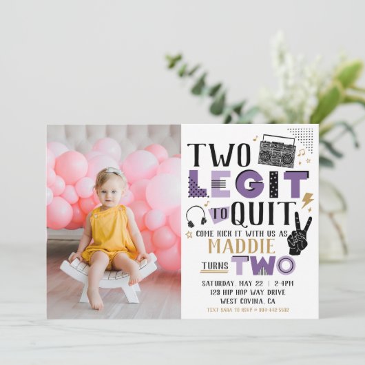 Foto Twee Legit om de tweede uitnodiging op te zeg (Staand voorkant)