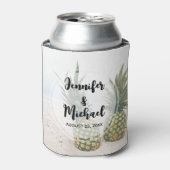 Foto van 2 ananassen op een strand bruiloft blikjeskoeler (Blikje Voorkant)