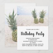 Foto van 2 ananassen op een strand op de geboorte. kaart (Voorkant / Achterkant)