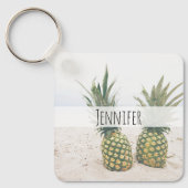 Foto van 2 ananassen op een strand sleutelhanger (Voorkant)