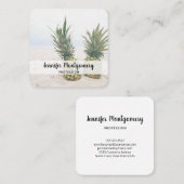 Foto van 2 ananassen op een strand vierkante visitekaartje (Voorkant / Achterkant)