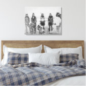 Foto van 5 Grass Dance Indian Warriors Canvas Afdruk (Insitu (Slaapkamer))