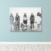 Foto van 5 Grass Dance Indian Warriors Canvas Afdruk (Insitu (Houten vloer))