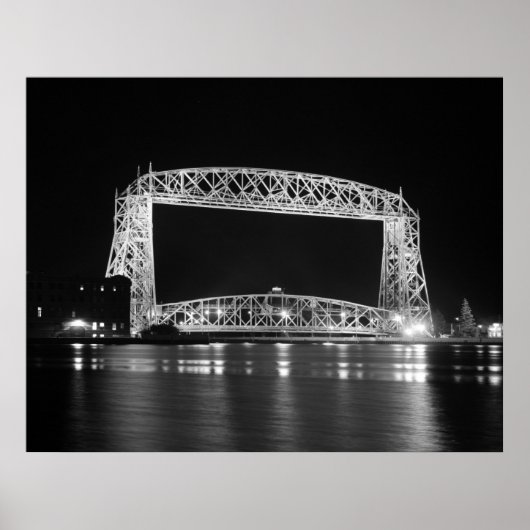 Foto van Aerial Lift Bridge Black & White Poster (Voorkant)