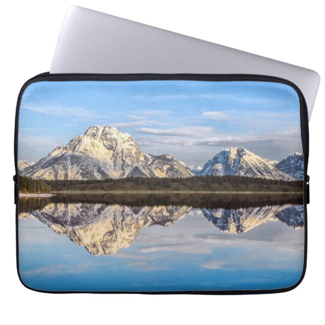 Foto van Alaska Mountains Laptop Sleeve (Voorkant)