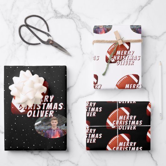 Foto van American Football Ball Merry Kerstmis Inpakpapier Vel (Voorkant)