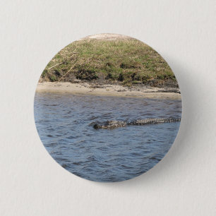 Foto van Amerikaanse alligator die zwemt in een mo Ronde Button 5,7 Cm