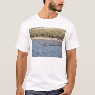 Foto van Amerikaanse alligator in moeraswater in F T-shirt