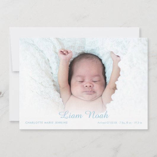 Foto van baby jongen moderne elegante script naam  aankondiging (Voorkant)