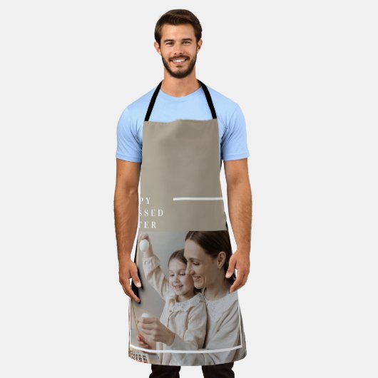 Foto van Beige Modern | Vrolijk geborsteld Pasen Schort (Gedragen)