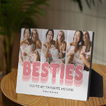 Foto van Besties Friendship Fotoplaat<br><div class="desc">Moderne foto van beste vrienden met 3 bijenfoto's die je kunt vervangen door je eigen afbeeldingen,  de titel "bessen",  een gepersonaliseerd gezegde dat "je bent mijn favoriete persoon" en je namen.</div>