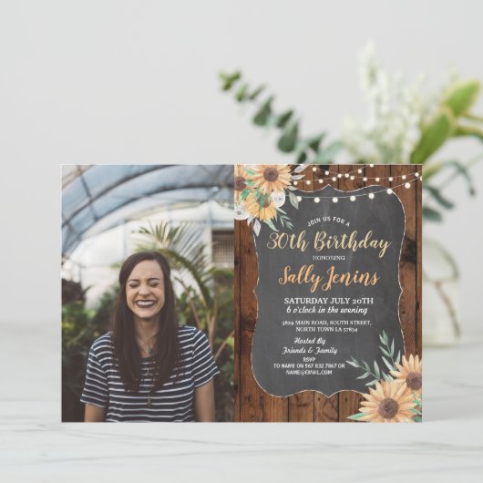 Foto van Birthday Party Rustic Sunflower Floral Wo Kaart (Staand voorkant)