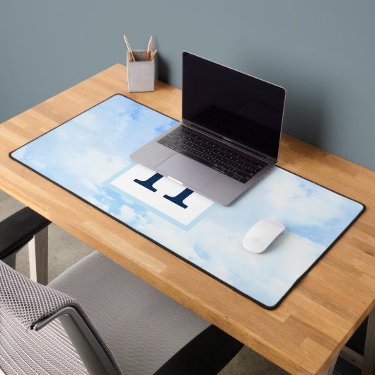 Foto van Blue Sky Elegant Single Initiaal Bureaumat (Kantoor 2)