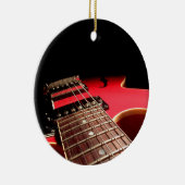 Foto van Bright Red Electric Gitar Keramisch Ornament (Rechts)