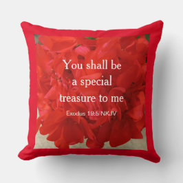 Foto van Bright Red Geranium Floral Bible Verse Kussen