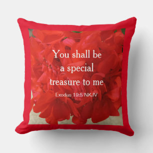 Foto van Bright Red Geranium Floral Bible Verse Kussen