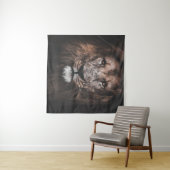 FOTO VAN BROWN-LION WANDKLEED (In Situ (horizontaal))