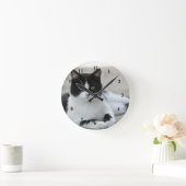 Foto van Cat Black en White Tuxedo Ronde Klok (Huis)