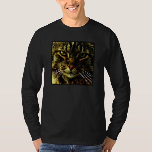 Foto van Cat Hypnotizing T-shirt (Voorkant)