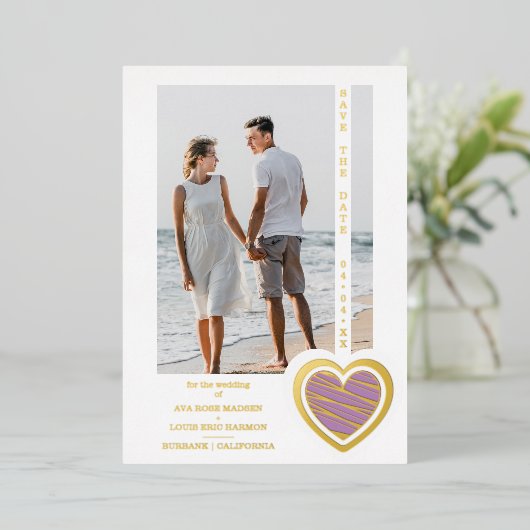 Foto van Chic Elegant Lila & Golden Heart Couple Folie Uitnodiging (Staand Voorkant)