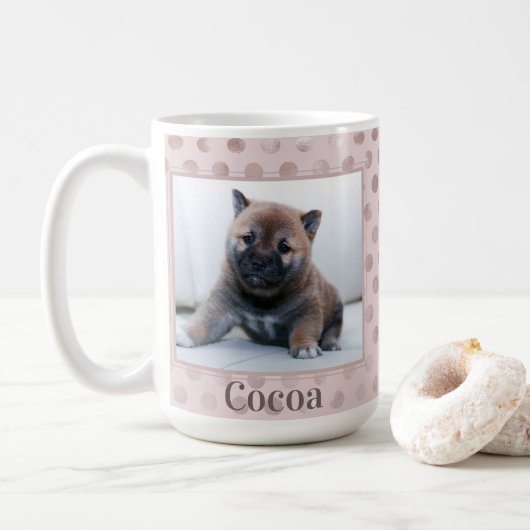 Foto van Chic Pink Polka Dot Pet Koffiemok (Met donut)