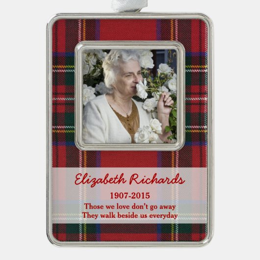 Foto van Christmas Royal Stuart Tartan Verzilverd Omlijst Ornament (Voorkant)