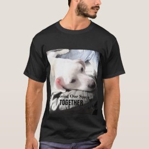 Foto van Cute Lazy White Dog Coach Potato met papa T-shirt