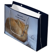 Foto van Cute Little Fox gekrompen in Winter Groot Cadeauzakje (Voorkant Gekanteld)