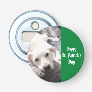 Foto van Cute Puppy Dog Green St. Patrick's Day Button Flesopener