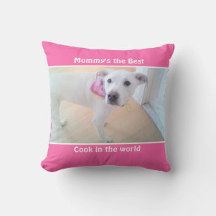 Foto van Cute Sweet Witte Puppie Hond Roze Mammoet Kussen
