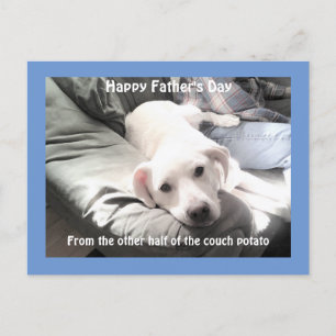 Foto van Cute Tired White Dog met Best Friend Dad Feestdagenkaart