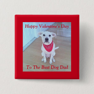 Foto van Cute White Dog met Funny Ears Red Button