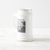 Foto van Cute White Puppy Dog St. Patrick's Day Bierpul (Voorkant links)