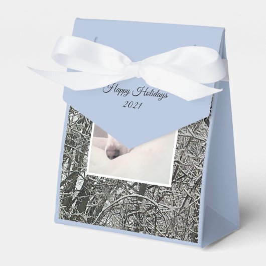 Foto van Cute White Puppy Dog Winter Snow Day Bedankdoosjes (Voorkant Zijde)